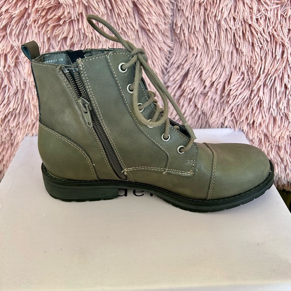 Madden Girl boots women’s size 7 - Picture 7 of 8